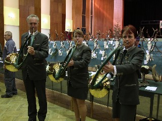 Trubači lesní správy Jeseník předvedli skladby od Antonína DykaFOTO(alf).jpg - Tradiční výstava trofejí v Jeseníku. Trubači lesní správy Jeseník předvedli skladby od Antonína Dyka. FOTO(alf)