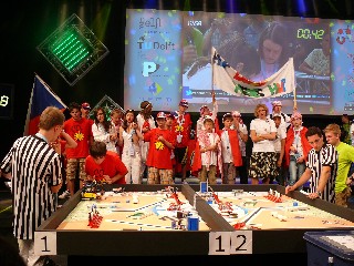 P1320909.JPG - Tým CO2 z jesenického gymnázia na mistrovství světa v soutěži FIRST LEGO League příkladně reprezentoval nejen Českou republiku, ale i malé městečko Jeseník. FOTO F. Worm