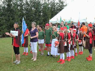 JT32.jpg - Skorošických her se zúčastnili také soutěžící z partnerské obce, polských Skoroszyc FOTO (alf).jpg