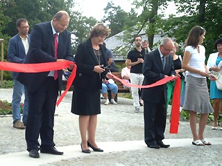 JT36a.JPG - Z otevření zrekonstruované lázeňské promenády. FOTO (jj)