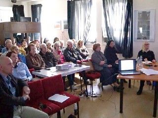 JT16R.jpg - 14. dubna 2015 se konala v Bílé Vodě první konference o internaci sester. Celá akce proběhla v rámci projektu Sudety – společný prostor. FOTO (LJ)