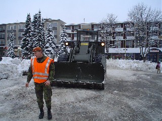 DSC03823.JPG - Armáda pomáhala s úklidem sněhové kalamity v Jeseníku, Lipové a Mikulovicích.